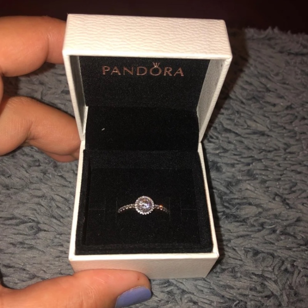 Pandora classic elegance ring